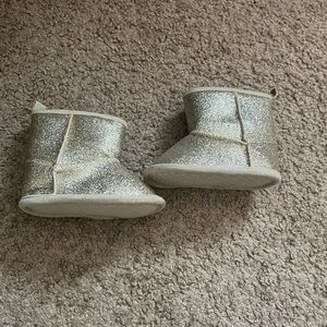 Stepping Stone Gold Baby Booties